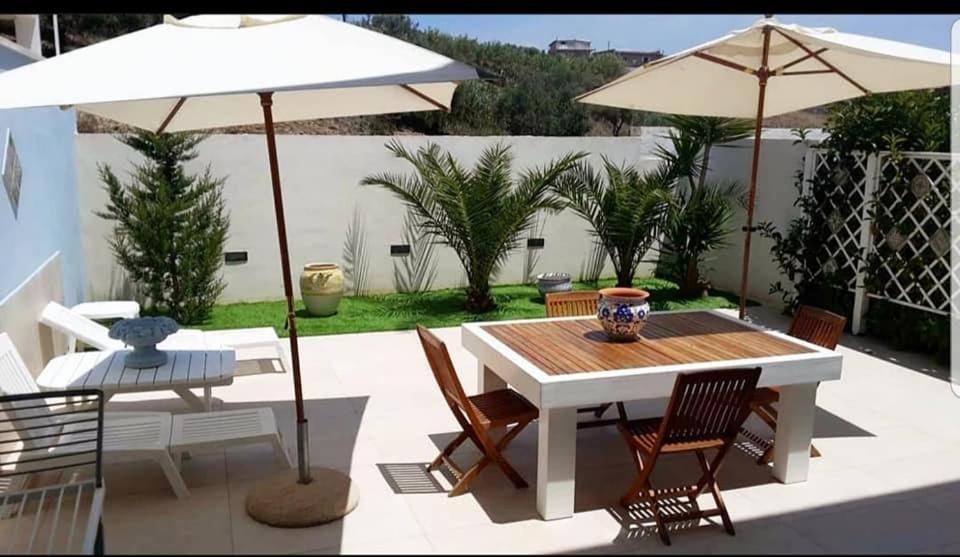 סן לאונה Bosco Sea Apartments מראה חיצוני תמונה