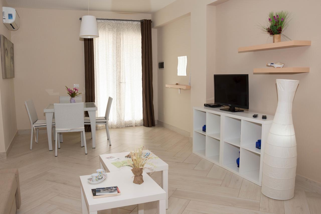 סן לאונה Bosco Sea Apartments מראה חיצוני תמונה