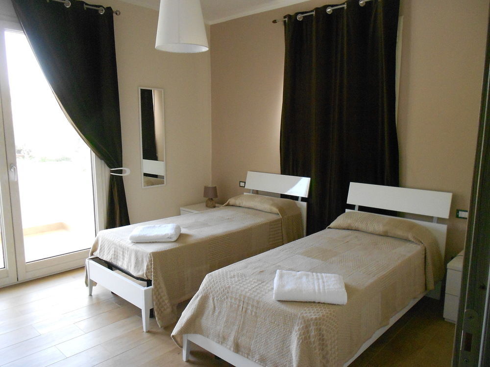 סן לאונה Bosco Sea Apartments מראה חיצוני תמונה
