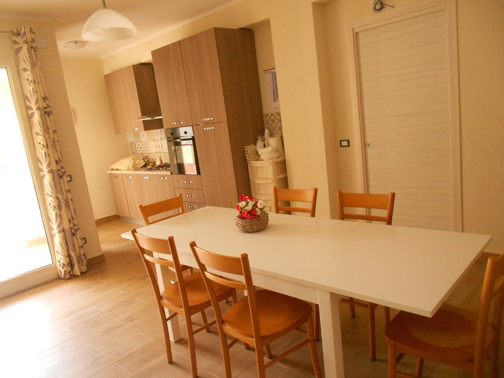 סן לאונה Bosco Sea Apartments מראה חיצוני תמונה