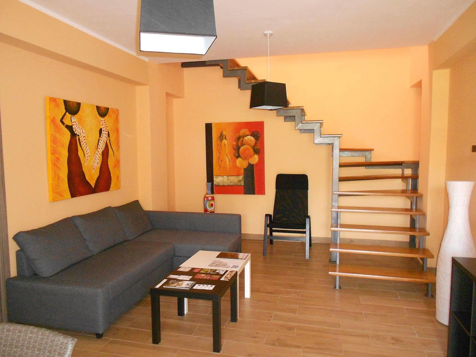 סן לאונה Bosco Sea Apartments מראה חיצוני תמונה