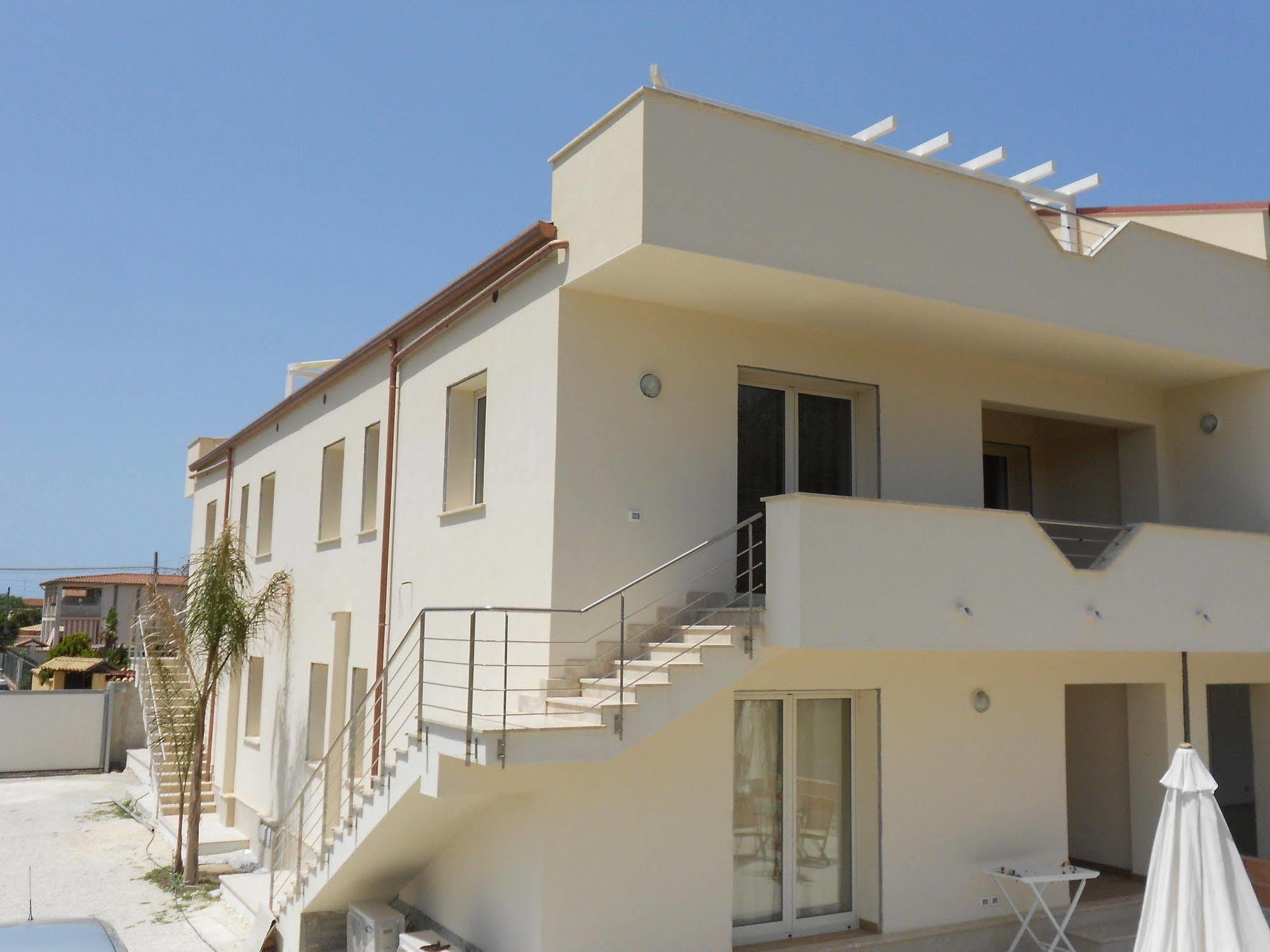 סן לאונה Bosco Sea Apartments מראה חיצוני תמונה