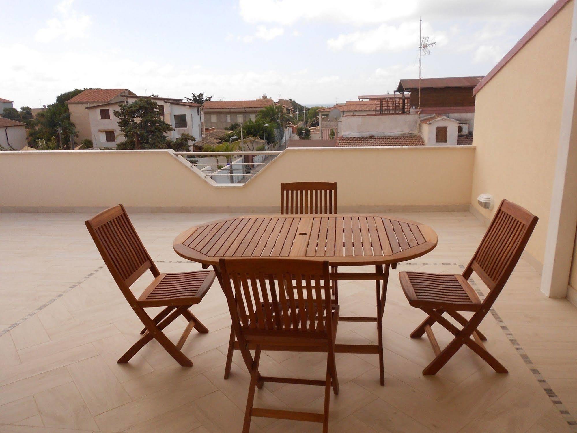 סן לאונה Bosco Sea Apartments מראה חיצוני תמונה