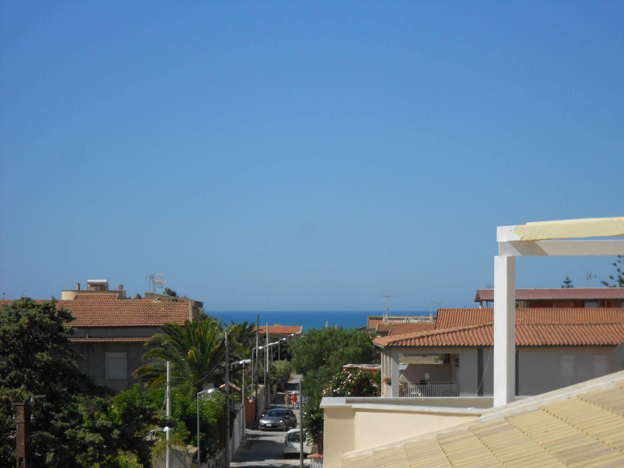 סן לאונה Bosco Sea Apartments מראה חיצוני תמונה