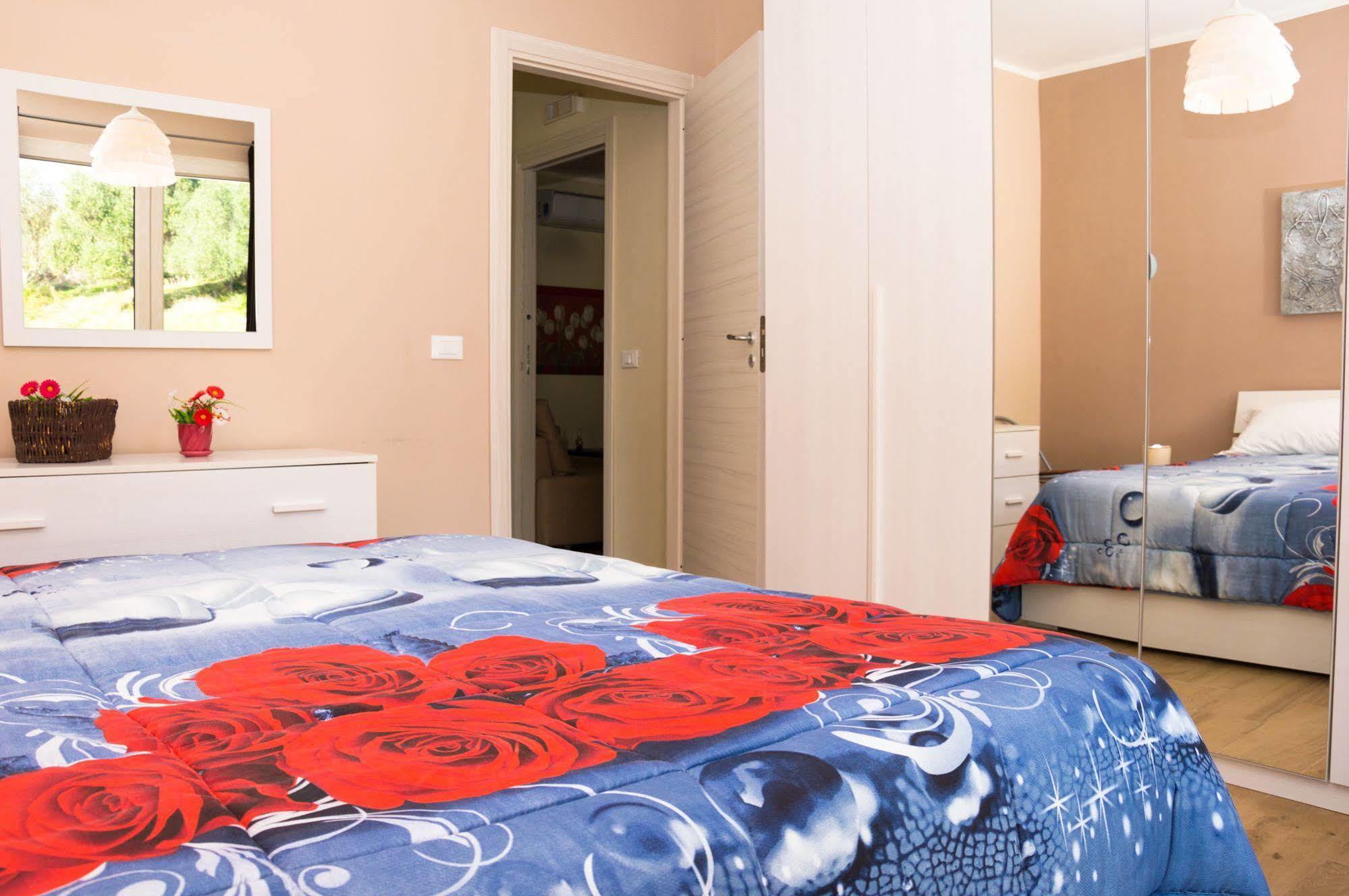 סן לאונה Bosco Sea Apartments מראה חיצוני תמונה